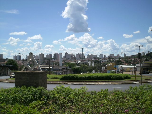 Rotatoria - Jardim Martinez - Araraquara - Estado de So Paulo - Regio Sudeste - Brasil