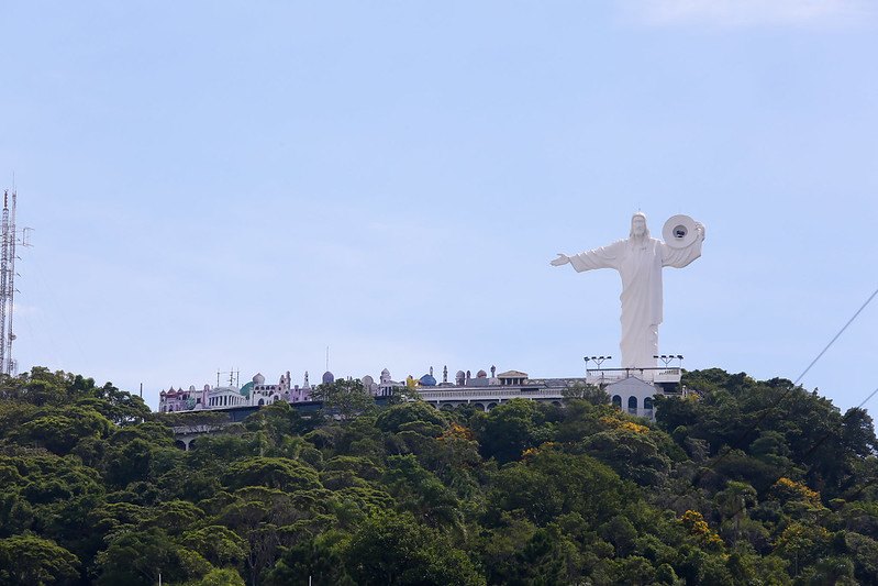 Cristo Luz - Balnerio Cambori - Litoral Catarinense - Estado de Santa Catarina - Regio Sul - Brasil