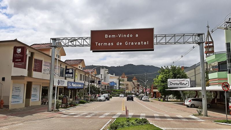 Avenida Pedro Zappelini - Complexo Turstico Termas do Gravatal - Gravatal - Santa Catarina - Regio Sul - Brasil