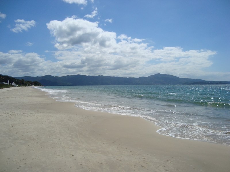 Bombinhas - Litoral Norte Catarinense - Costa Esmeralda - Estado de Santa Catarina - Regio Sul - Brasil