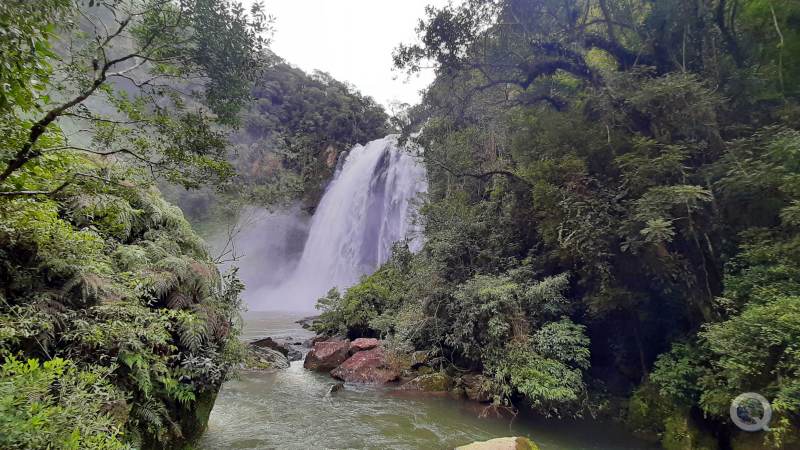 Cachoeira Vu de Noiva - Doutor Pedrinho - Vale Europeu Catarinense - Estado de Santa Catarina - Regio Sul - Brasil